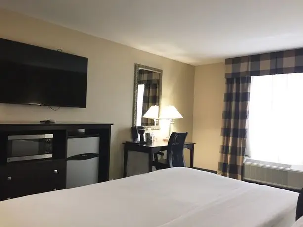 Red Lion Inn & Suites Elizabethtown