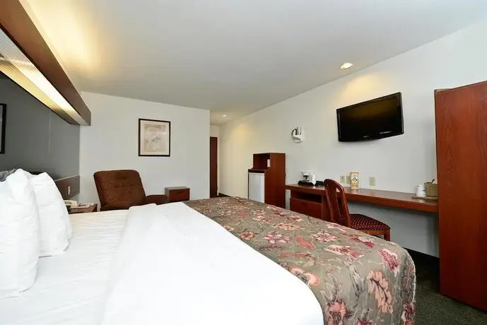 Americas Best Value Inn and Suites Lake Charles 