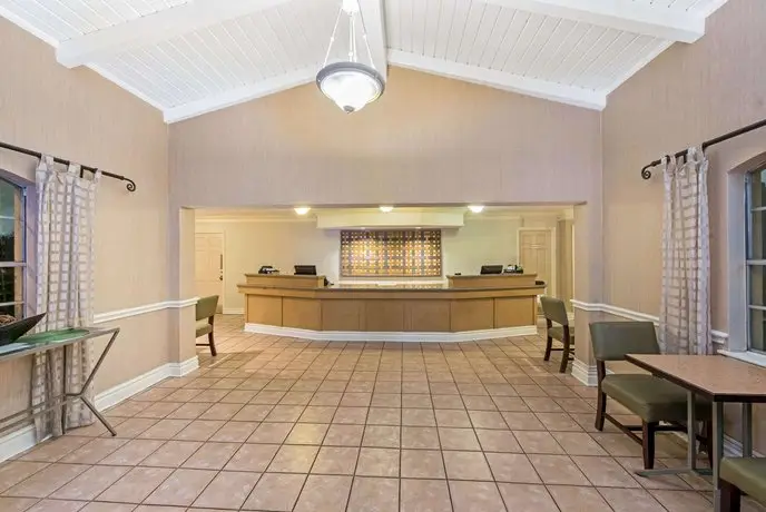 La Quinta Inn New Orleans Causeway