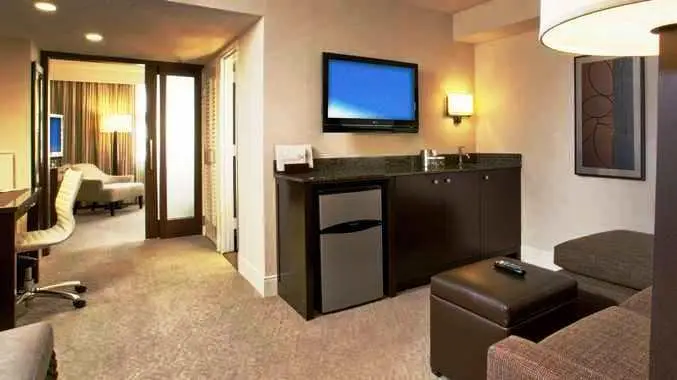 DoubleTree by Hilton Washington DC - Crystal City 