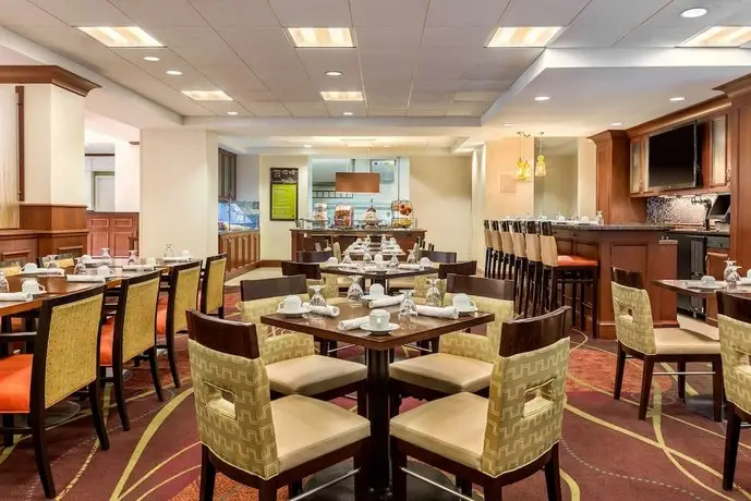 Hilton Garden Inn Arlington/Courthouse Plaza 