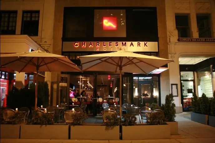 Charlesmark Hotel 