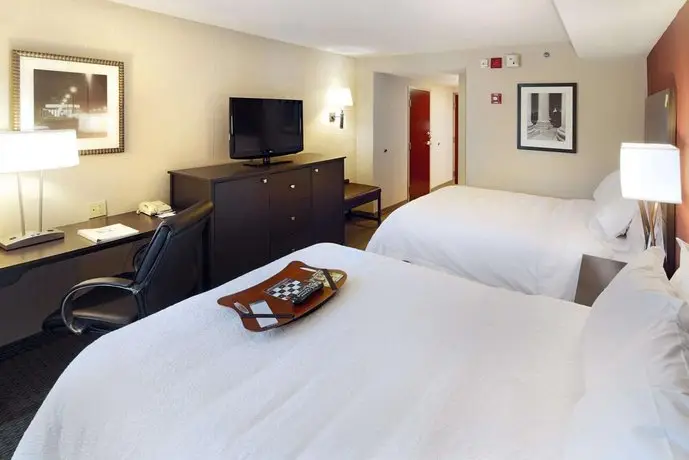 Hampton Inn & Suites Reagan National Airport - Crystal City 