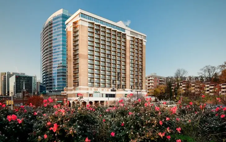 Holiday Inn Rosslyn at Key Bridge