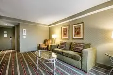 Pier 5 Hotel Baltimore Curio Collection by Hilton 