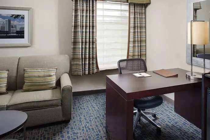 DoubleTree by Hilton Baltimore - BWI Airport 