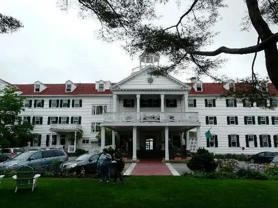 The Colony Hotel 