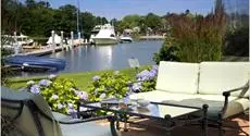 Yachtsman Lodge & Marina Club 