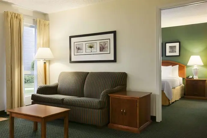 Hawthorn Suites by Wyndham Philadelphia Airport 