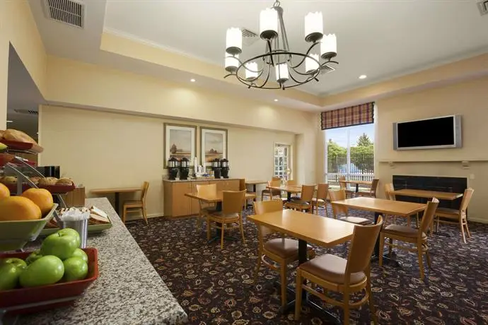 Hawthorn Suites by Wyndham Philadelphia Airport 