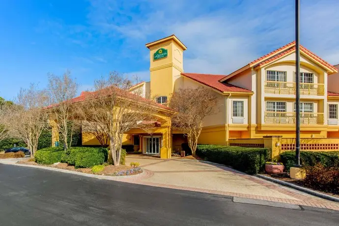 La Quinta Inn & Suites Raleigh Durham International Airport