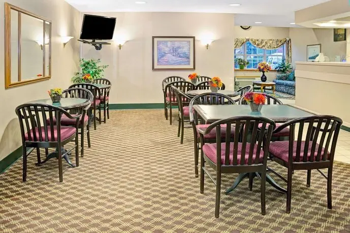 Microtel Inn by Wyndham Raleigh-Durham Airport 