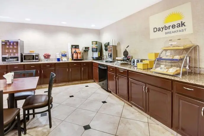 Days Inn by Wyndham Albuquerque West 