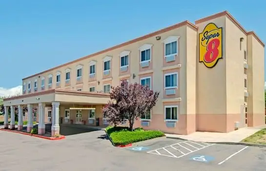 Super 8 by Wyndham Albuquerque East Hotel