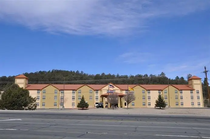 Ruidoso Mountain Inn