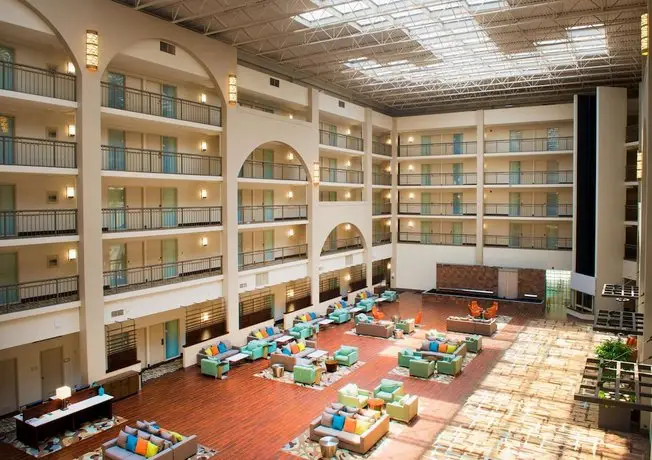 Embassy Suites by Hilton Cincinnati Northeast Blue Ash