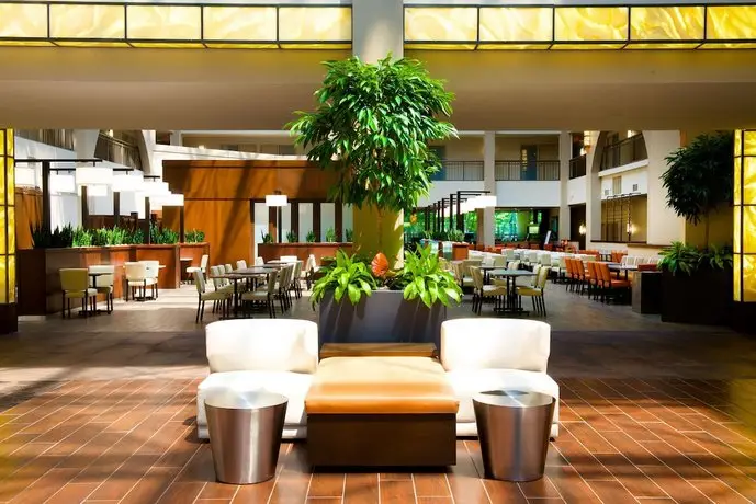 Embassy Suites by Hilton Cincinnati Northeast Blue Ash