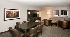 Embassy Suites by Hilton Cincinnati Northeast Blue Ash 