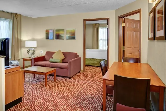 MainStay Suites Cincinnati 