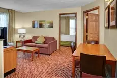 MainStay Suites Cincinnati 