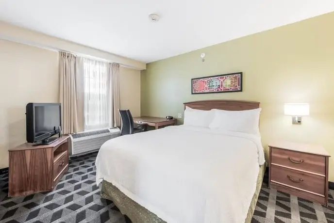 MainStay Suites Cincinnati 