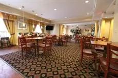 Best Western PLUS Hannaford Inn & Suites 