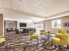 La Quinta Inn & Suites Cincinnati Sharonville 