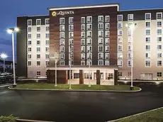 La Quinta Inn & Suites Cincinnati Sharonville 