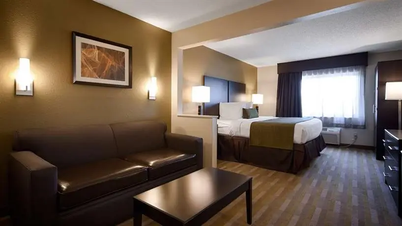 Best Western Hilliard Inn & Suites 