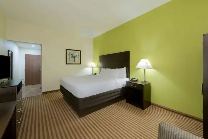 La Quinta Inn & Suites Columbus - Grove City 