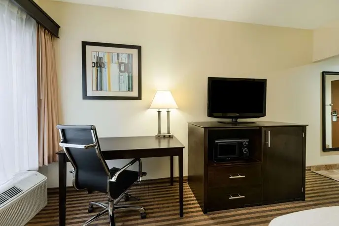 La Quinta Inn & Suites Columbus - Grove City 