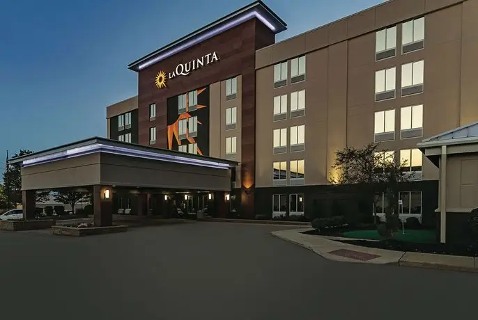 La Quinta Inn Cleveland Airport West