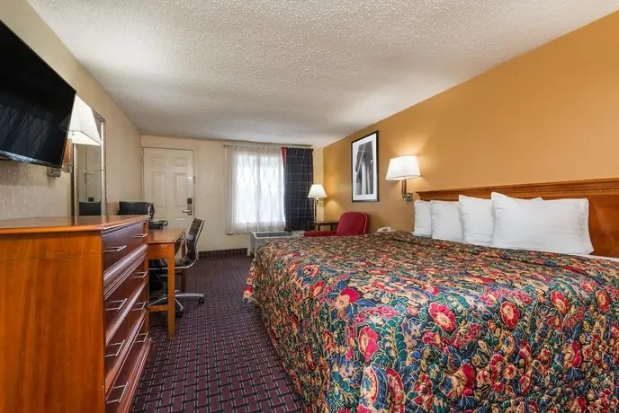 Rodeway Inn Miamisburg Dayton 