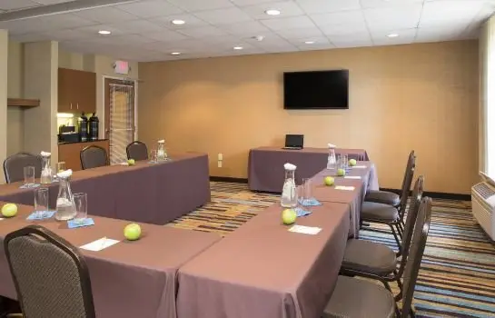 Fairfield Inn & Suites by Marriott Columbus East