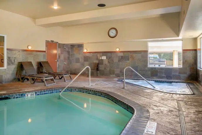 Comfort Inn & Suites Lincoln City 