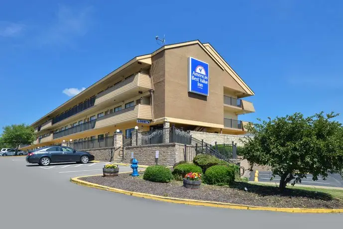 Americas Best Value Inn-Pittsburgh Airport 