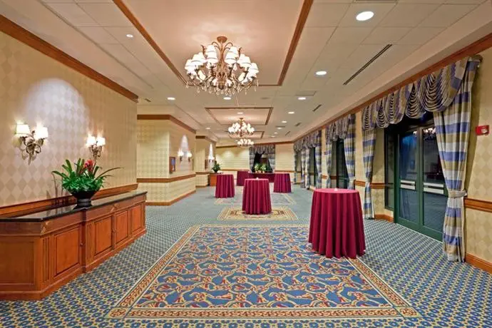 Crowne Plaza Philadelphia - King of Prussia