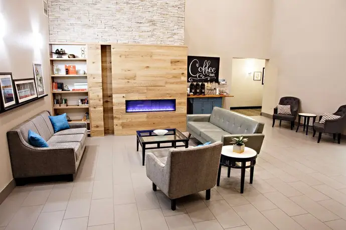 Country Inn & Suites by Radisson Harrisburg West PA 