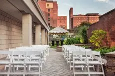 Courtyard Pittsburgh Shadyside 