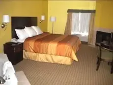 Days Inn & Suites by Wyndham Downtown Gatlinburg Parkway 