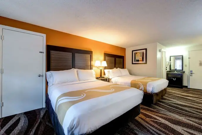 Quality Inn Creekside - Downtown Gatlinburg 