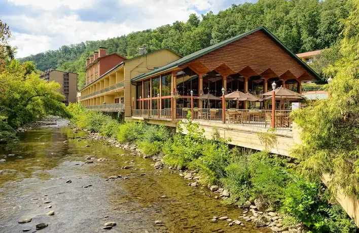 River Terrace Resort & Convention Center