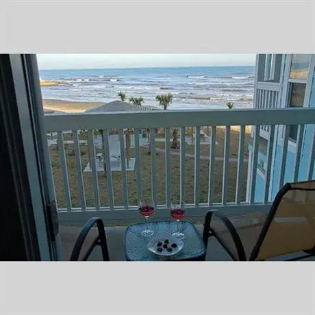 Seascape Deluxe Beach Condos by A B Sea Rentals 