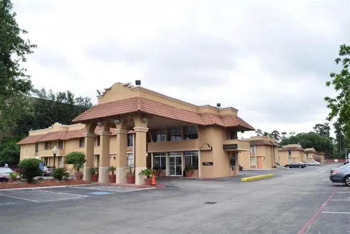 Memorial Inn and Suites