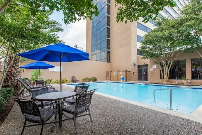 Wyndham Houston Medical Center Hotel and Suites 