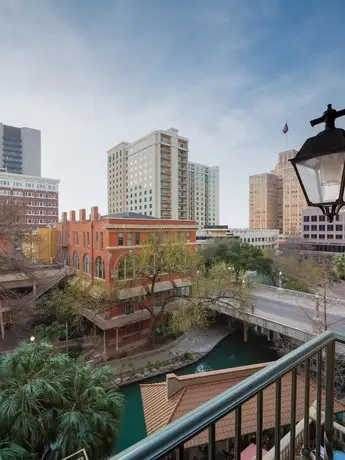 Hotel Valencia Riverwalk 