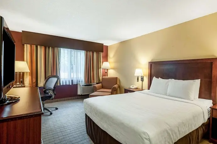 Clarion Hotel Seatac 