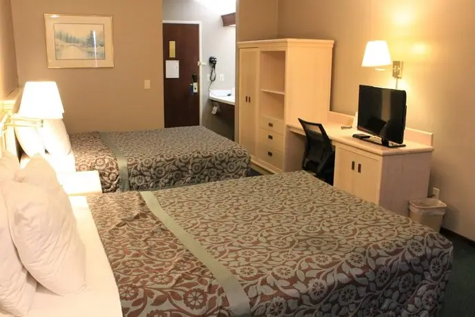 Days Inn by Wyndham Seatac Airport 