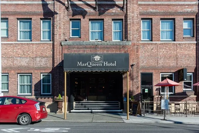 MarQueen Hotel