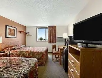 Super 8 by Wyndham Cheyenne WY Hotel